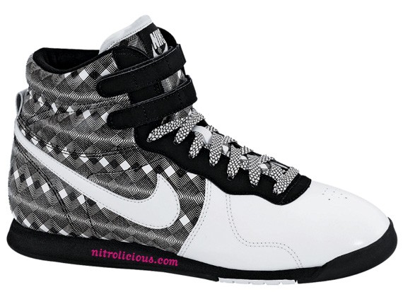 Nike Womens Aerofit – Black – White – Optical Plaid