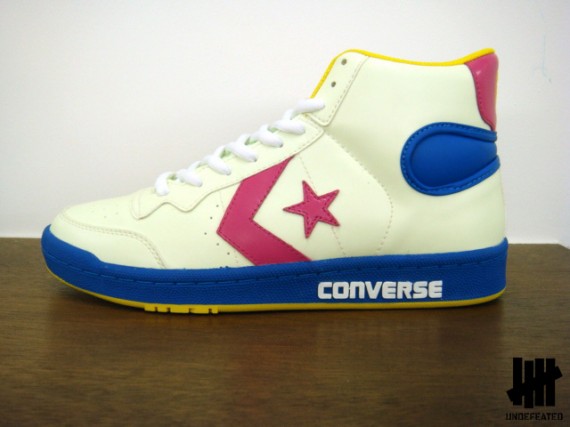 Converse Shoot Neon Tube Hi - Glow in the Dark