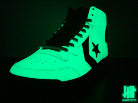 Converse Shoot Neon Tube Hi - Glow in the Dark