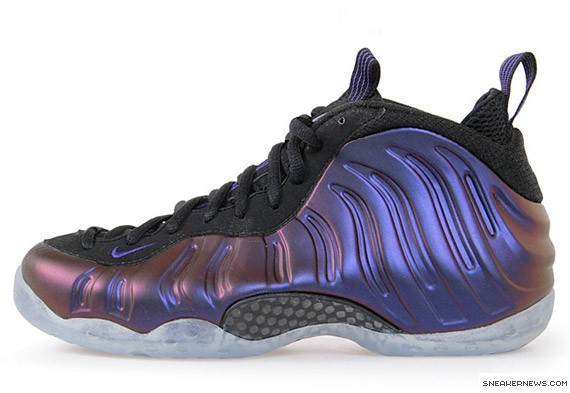 Nike Eggplant Air Foamposite - Varsity Purple @ Nikestore