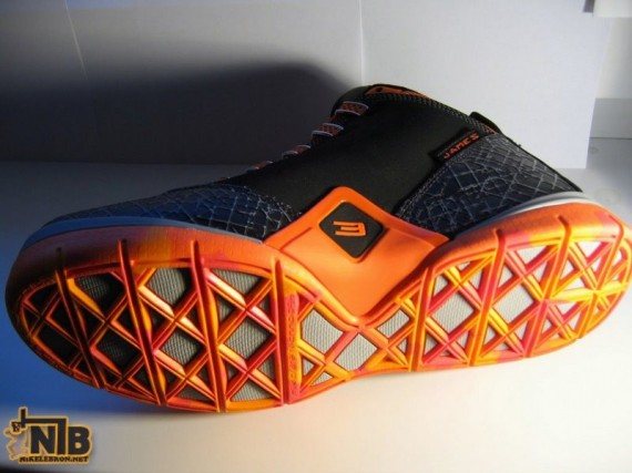 Nike Zoom LeBron Soldier II(2) - Black - Orange