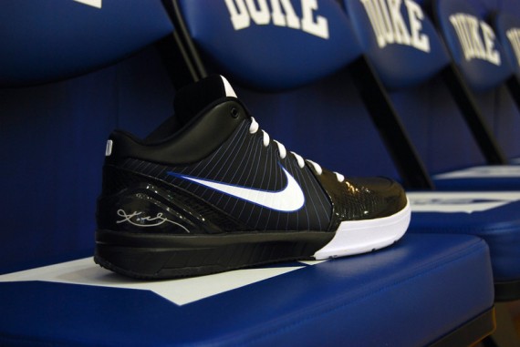 Nike Zoom Kobe Iv Duke Pe 2