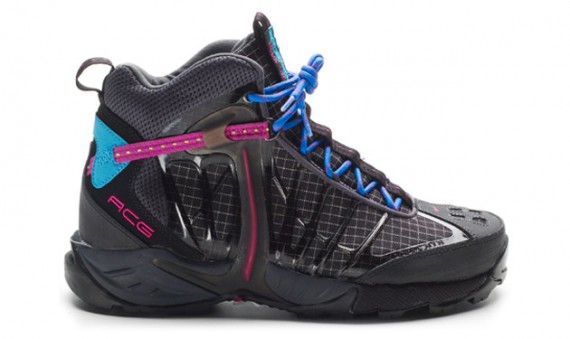 Nike ACG Air Zoom Tallac Lite – Black Pink