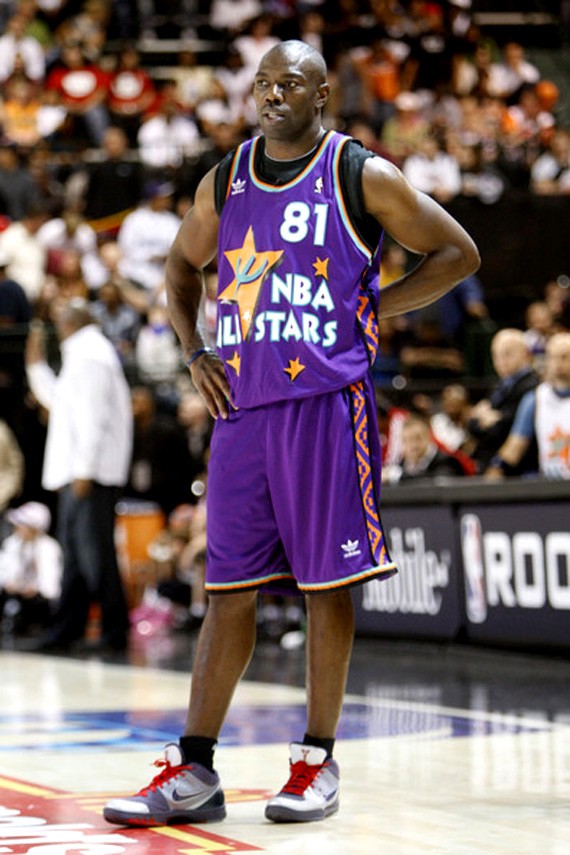 Nike Zoom Kobe IV Chaos – Terrell Owens NBA Celebrity Game