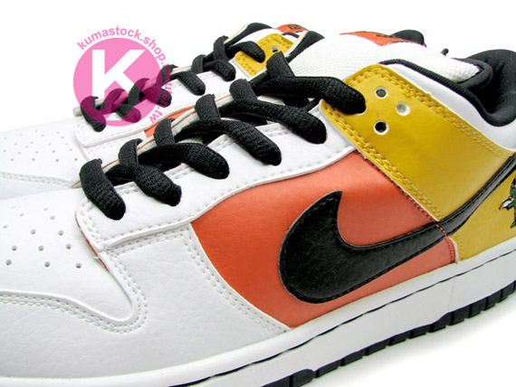 dunk-low-sb-raygun-away-00