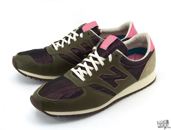 new-balance-420-metal-infused-4.jpg