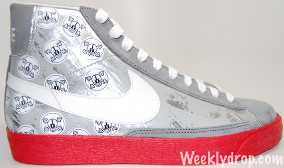 Nike Blazer High - Helmets and Cross Bones -  Ohio State Buckeyes