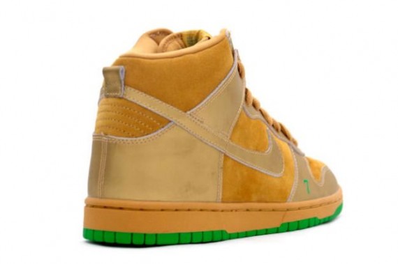 ike Dunk High Pro SB - Lucky - Wheat - Metallic Gold