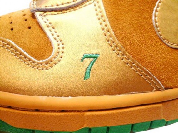 ike Dunk High Pro SB - Lucky - Wheat - Metallic Gold