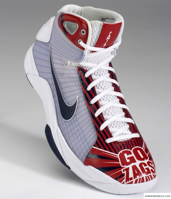 Nike Hyperdunk iD - March Madness - NCAA Team Exclusives