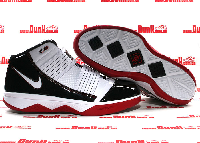 Nike Zoom Lebron Soldier 3 02