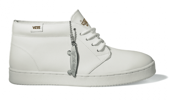 vans-chukka-cup-white.png