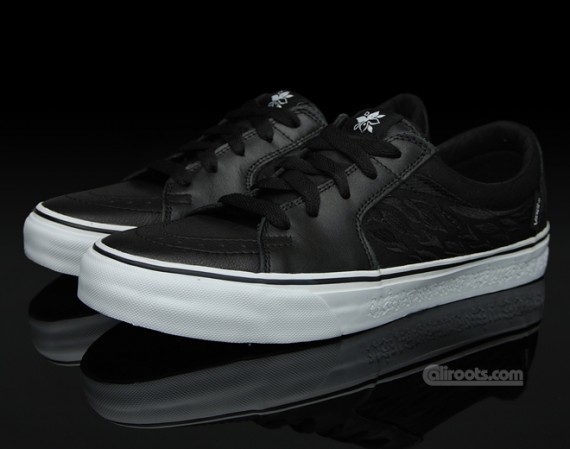 Usugrow x Vans AV Sk8-Low