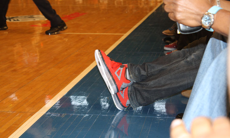 air-jordan-force-iv-red-cement-jb-classic-04