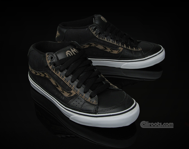 Dennis Mcnett X Vans J Lay Mid 02
