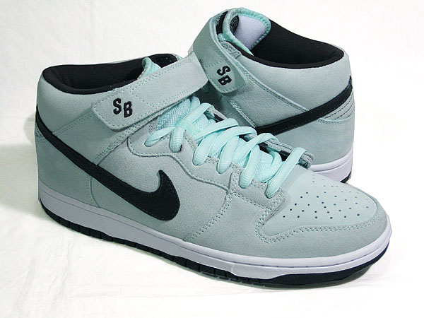 Nike SB Dunk Mid Premium - Ice Green - Black