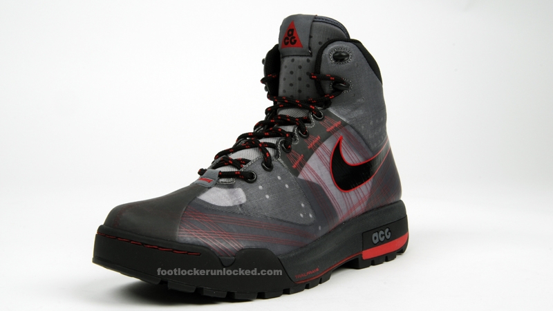 Nike Acg Ashiko Boot Grey Red Black 02