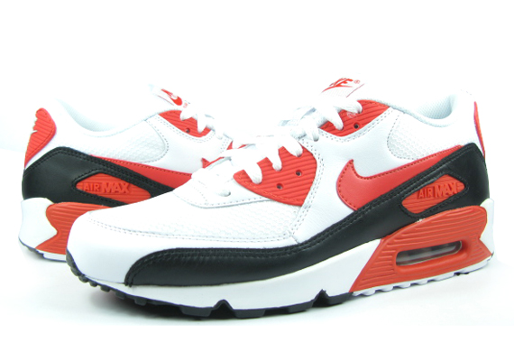 Nike Air Max 90 Classic – White – Max Orange – Black