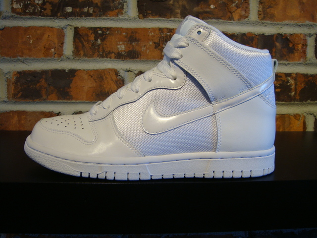 Nike Womens Releases April 04