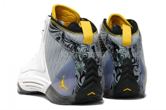 Jordan CP3.II – White – Goldenrod – Stealth – Black