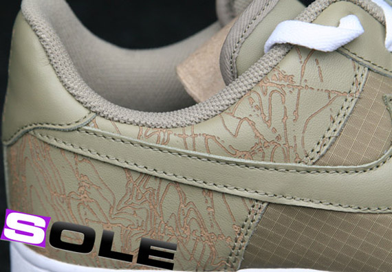 372490_221_heel_550