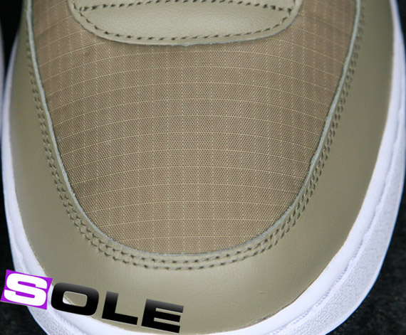 372490_221_toe_550