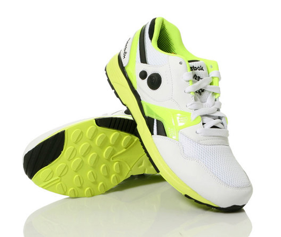 Reebok AXT Side Pump Trainer – White – Neon Yellow – Black