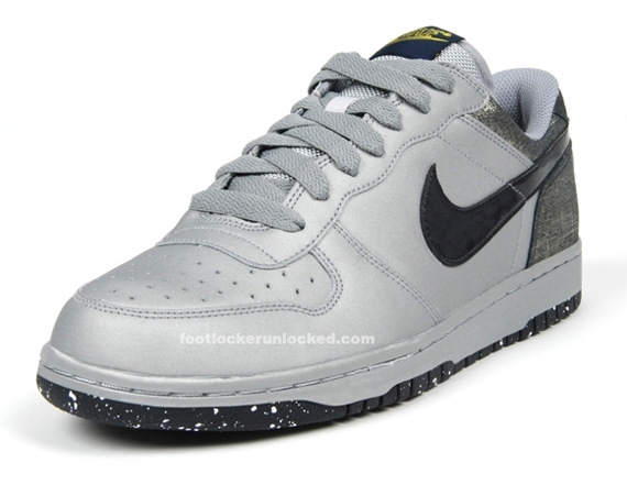 big_nike_low_houston_space_city_3