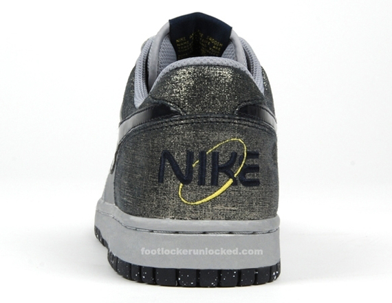 big_nike_low_houston_space_city_7