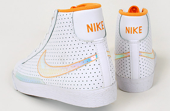 blazer-gs-hologram-02