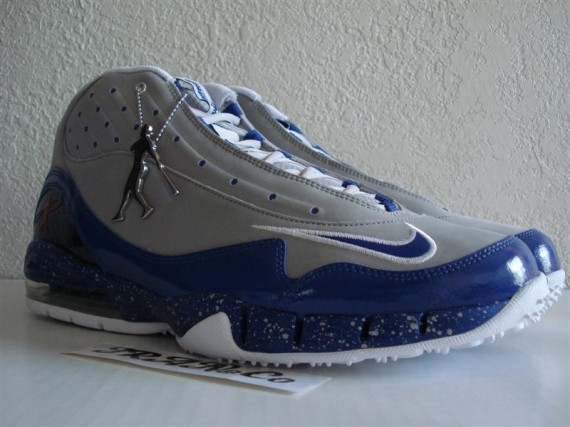 Nike Air Max Swingman Remix - Jackie Robinson