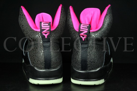 nike-air-yeezy-black-pink-051-570x380