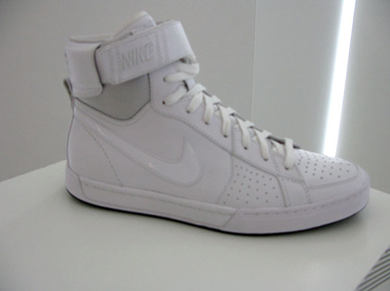 nike-fall-2009-fly-top-6