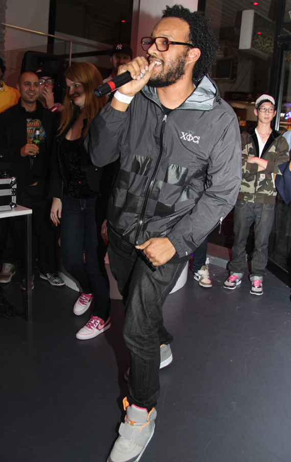 sydney-yeezy-launch-40