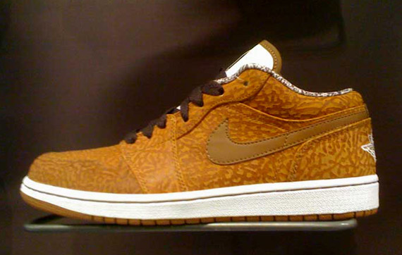 Air Jordan 1 Phat Low – Curry – Elephant Print