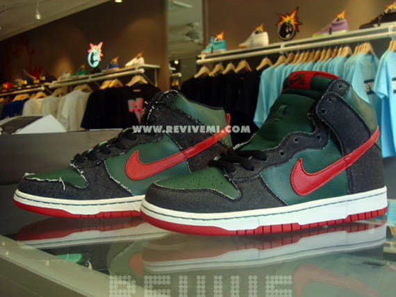 Nike Dunk High Pro SB - Gucci 2009 QS - Holiday '09