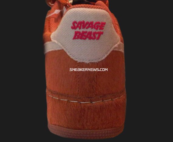 Nike Air Force 1 – Halloween 2009 – Savage Beast