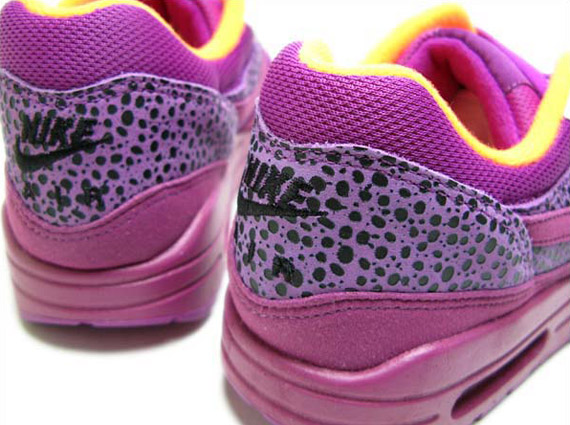 Nike Womens Air Max 1 - Red Plum - Safari 