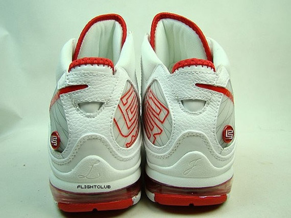 nike-air-max-lebron-vii-white-red-1