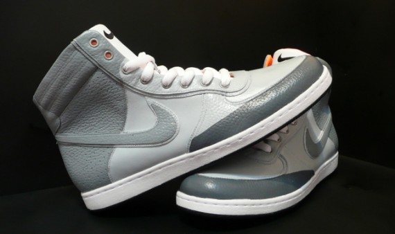 nike-air-scandeezypreview-570x338