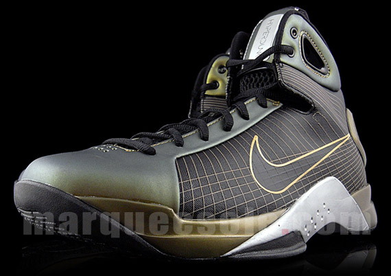 Nike Hyperdunk - Metallic Gold - Black - Silver