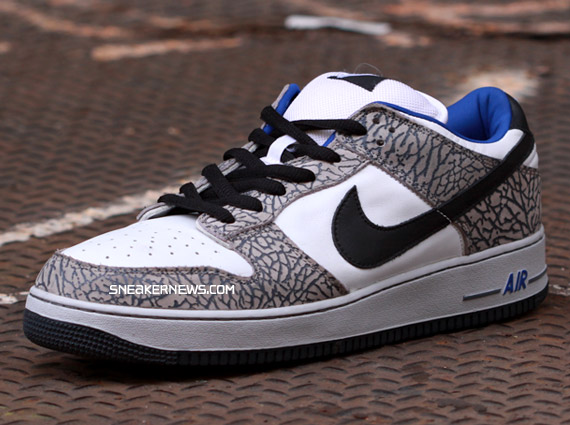 nike-sb-air-force-1-dunk-low-supreme-white-02