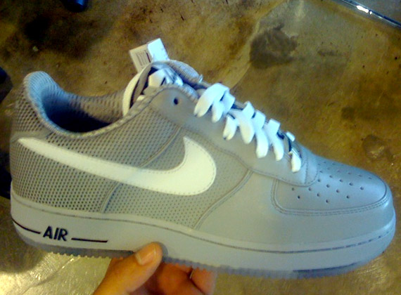 nike-x-futura-air-force-1-spring-2010-02