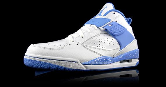 Air Jordan Flight 45 - White - Carolina Blue