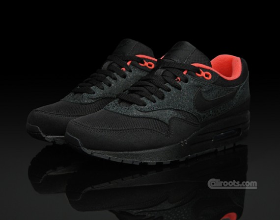 Nike WMNS Air Max 1 - Black - Hot Red - Safari Pack