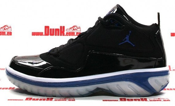 Jordan Elements - Black - Varsity Royal - White