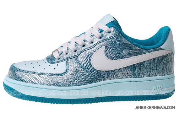 Nike WMNS Air Force 1 Low – Radiant Emerald – Swan – Vaporize