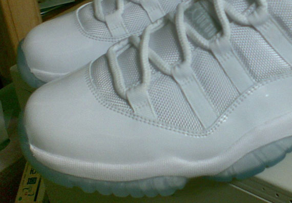 aj-xi-white-25th-anniv-3