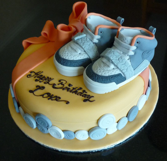 Air Yeezy Cake