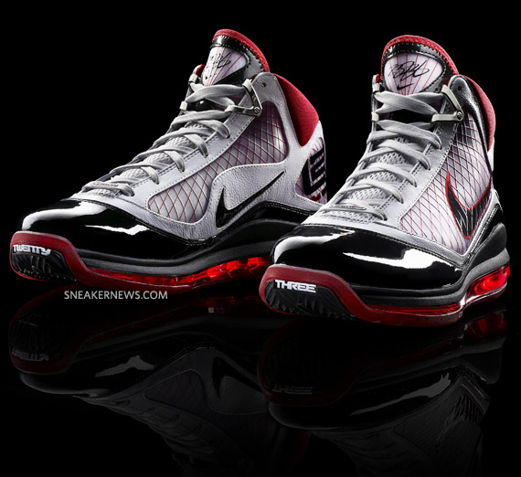 nike-air-max-lebron-7-03